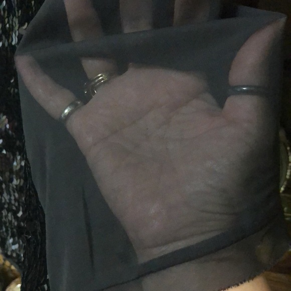 ✨HOST PICK!✨Ladies Arden B. Sequin Top - Picture 7 of 11